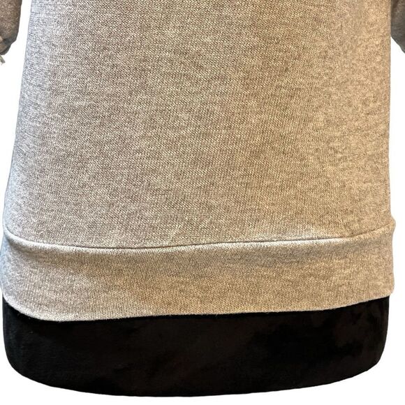 Shabby Chic Grey Keyhole Neck Shirt Sleeve Sweater with Lace Trim. 1 Button sz S - Picture 9 of 16